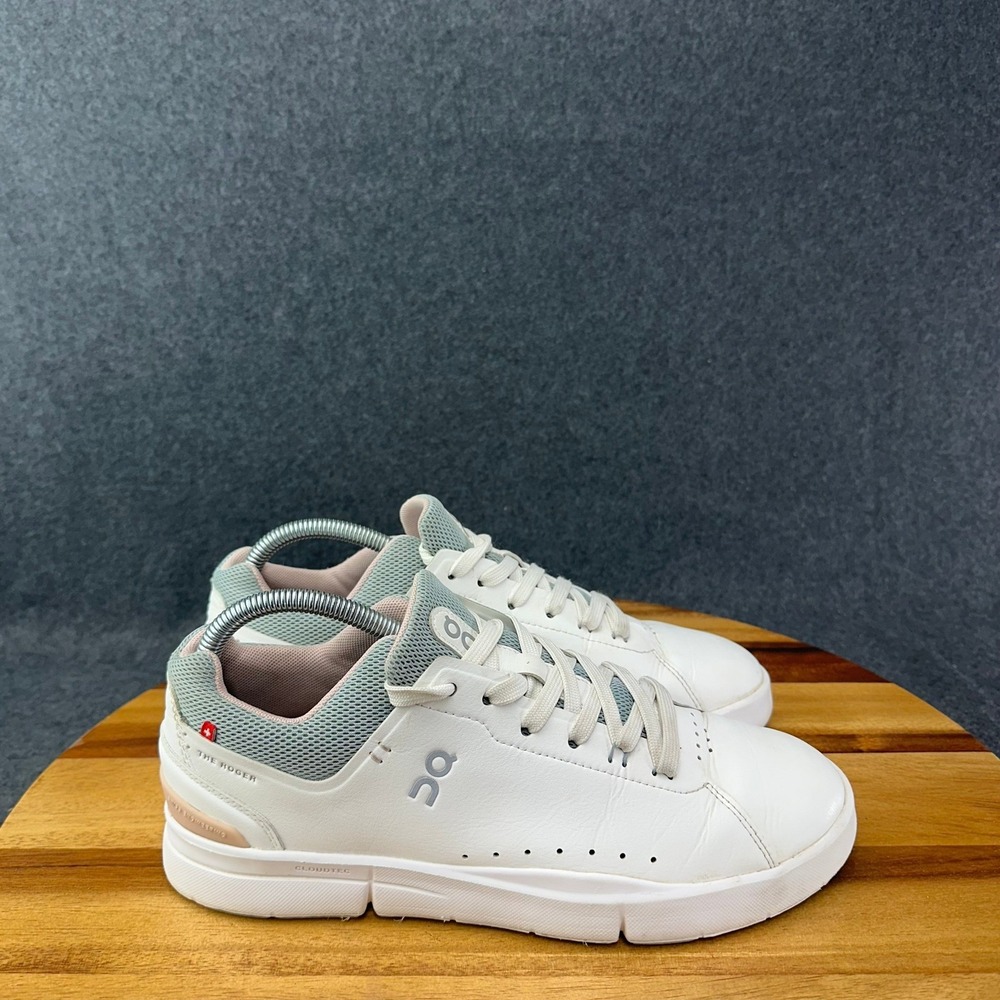 On Running The Roger Advantage Womens 8.5 White Sage Rose Sneakers 48.99454